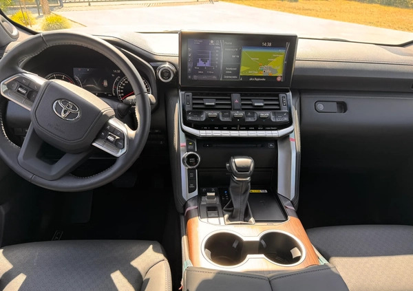 Toyota Land Cruiser cena 539000 przebieg: 25, rok produkcji 2023 z Wieleń małe 211